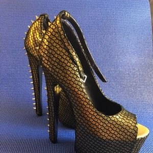 ultra high heels shoes